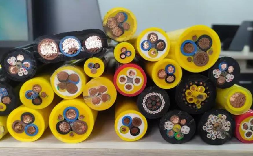 正確選擇電纜接地方式是保證電力傳輸和通信質(zhì)量的關鍵.jpg